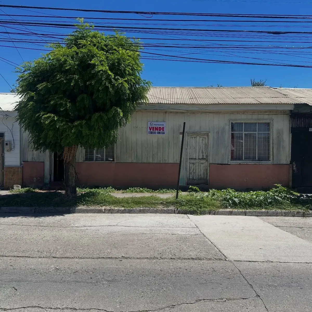Casa en ubicación estratégica — Av. Manuel Montt, Coronel